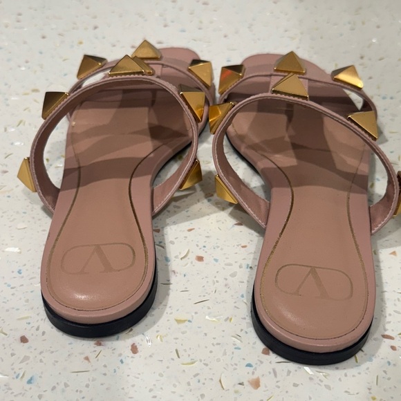 VALENTINO FLAT ROMAN STUD CALFSKIN SLIDE SANDAL - Picture 7 of 13